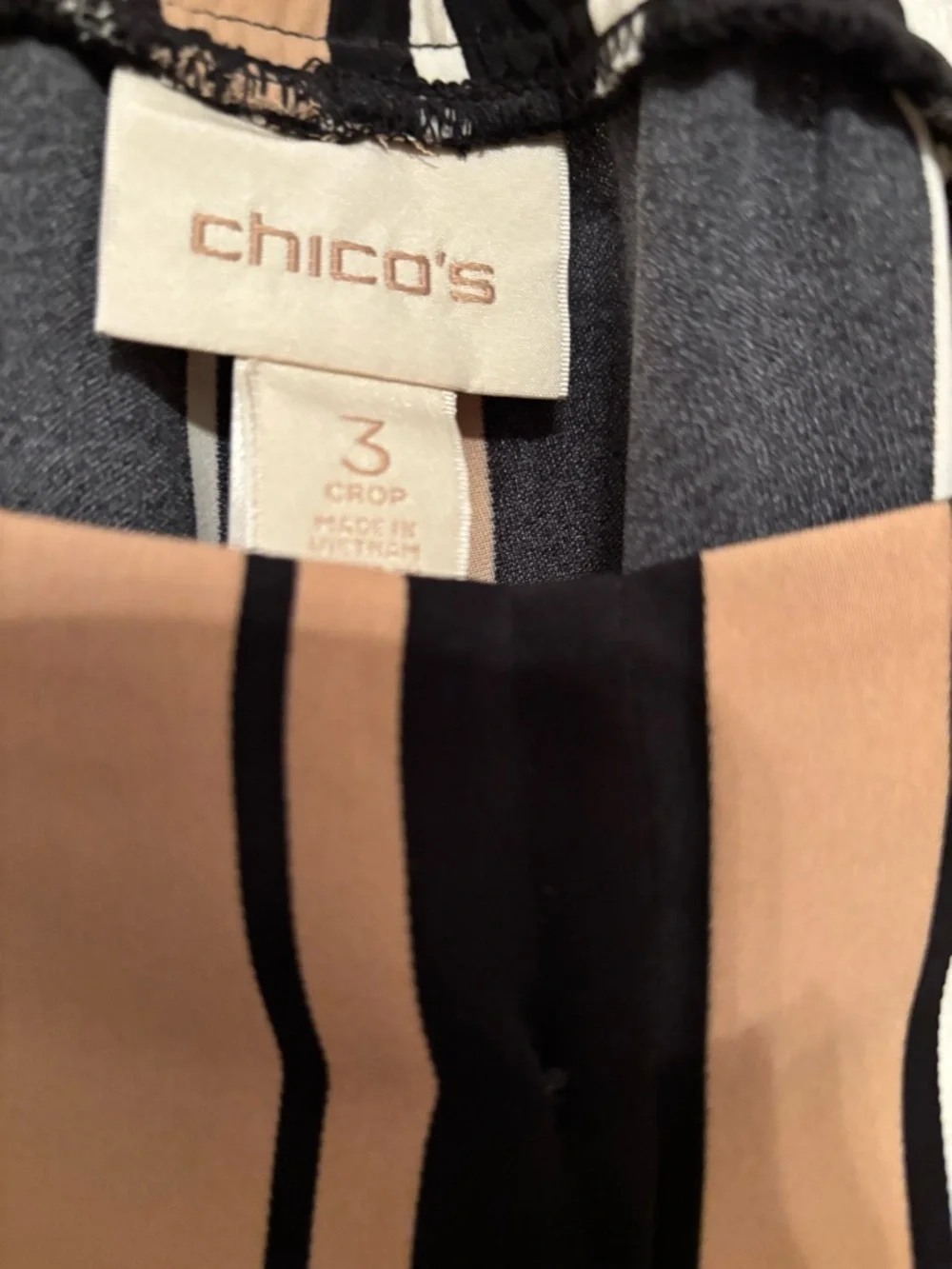 Chicos Dixie Black and Tan Striped Wide-Leg Cropped Pants 2.5  (Xl/14)